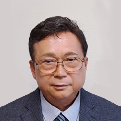 박 기 언